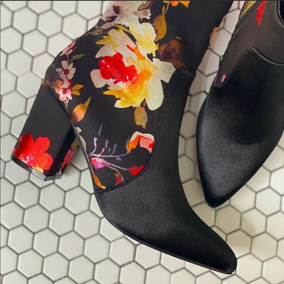 Beautiful Black and Floral Booties - Picture 1 of 2